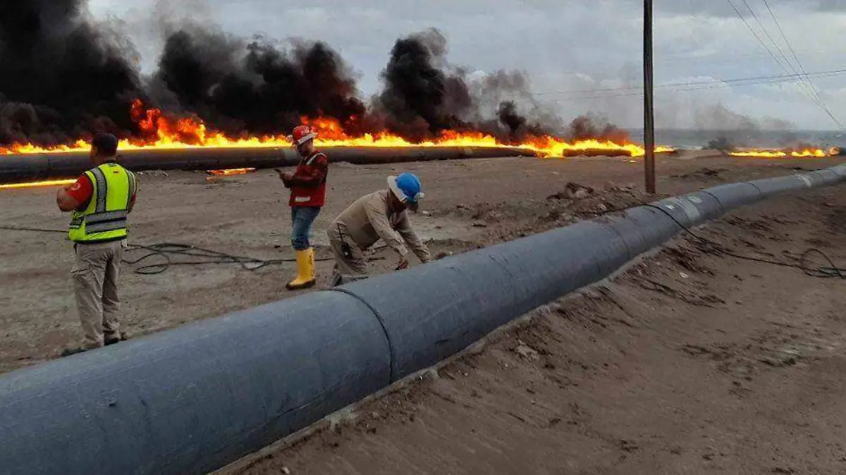 huracan tira poste incendio rofomex 1